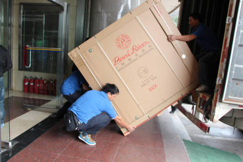 阳江镇钢琴贵重工艺品无忧运